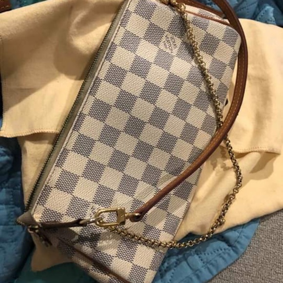 SOLD Authentic Louis Vuitton Eva Clutch Azur - Picture 4 of 8